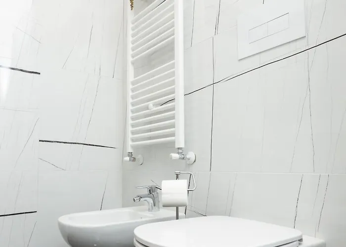Artstay Exclusive Navigli, Metro & Parking Милан