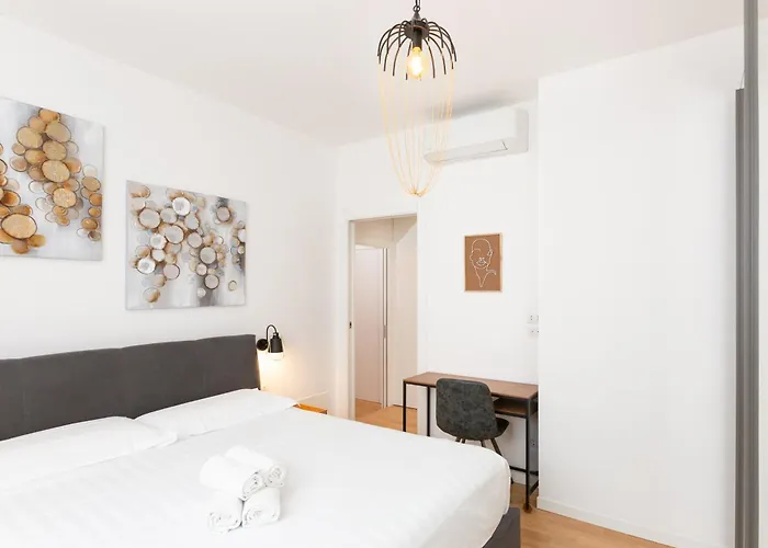 Artstay Exclusive Navigli, Metro & Parking Апартаменты Милан
